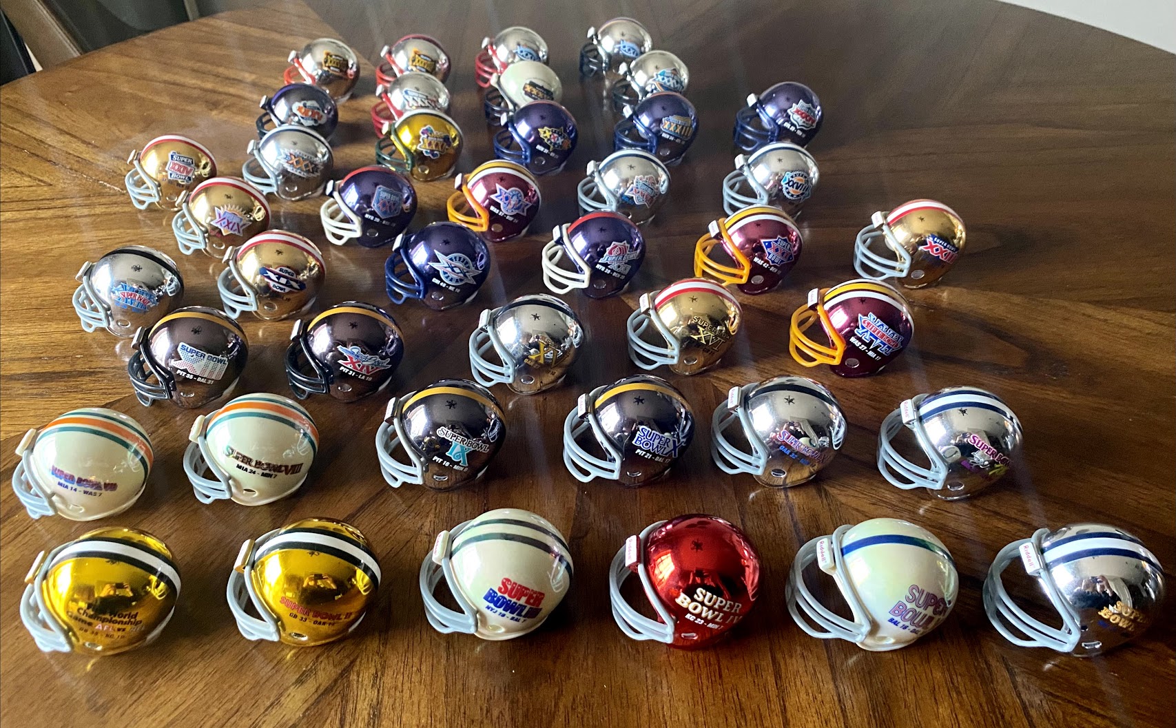 Traditional & Chrome – Riddell NFL Pocket Pro Helmets